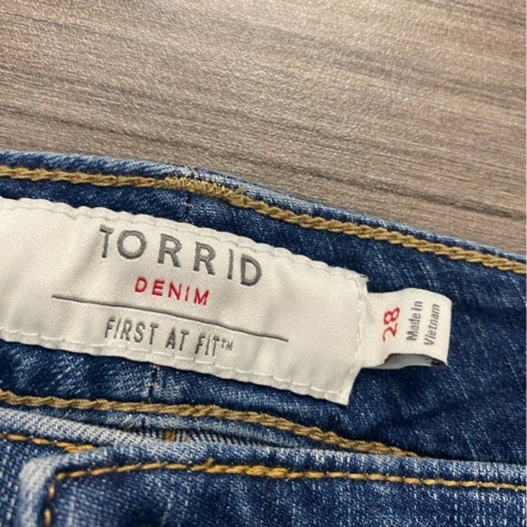 Torrid Dark Blue Distressed Jean Shorts - Picture 4 of 5